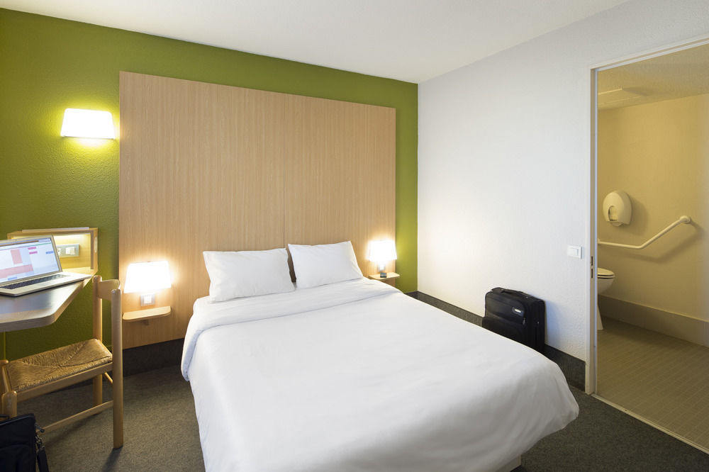 B&B Hotel Dijon Les Portes Du Sud Марсанне-ла-Кот Экстерьер фото
